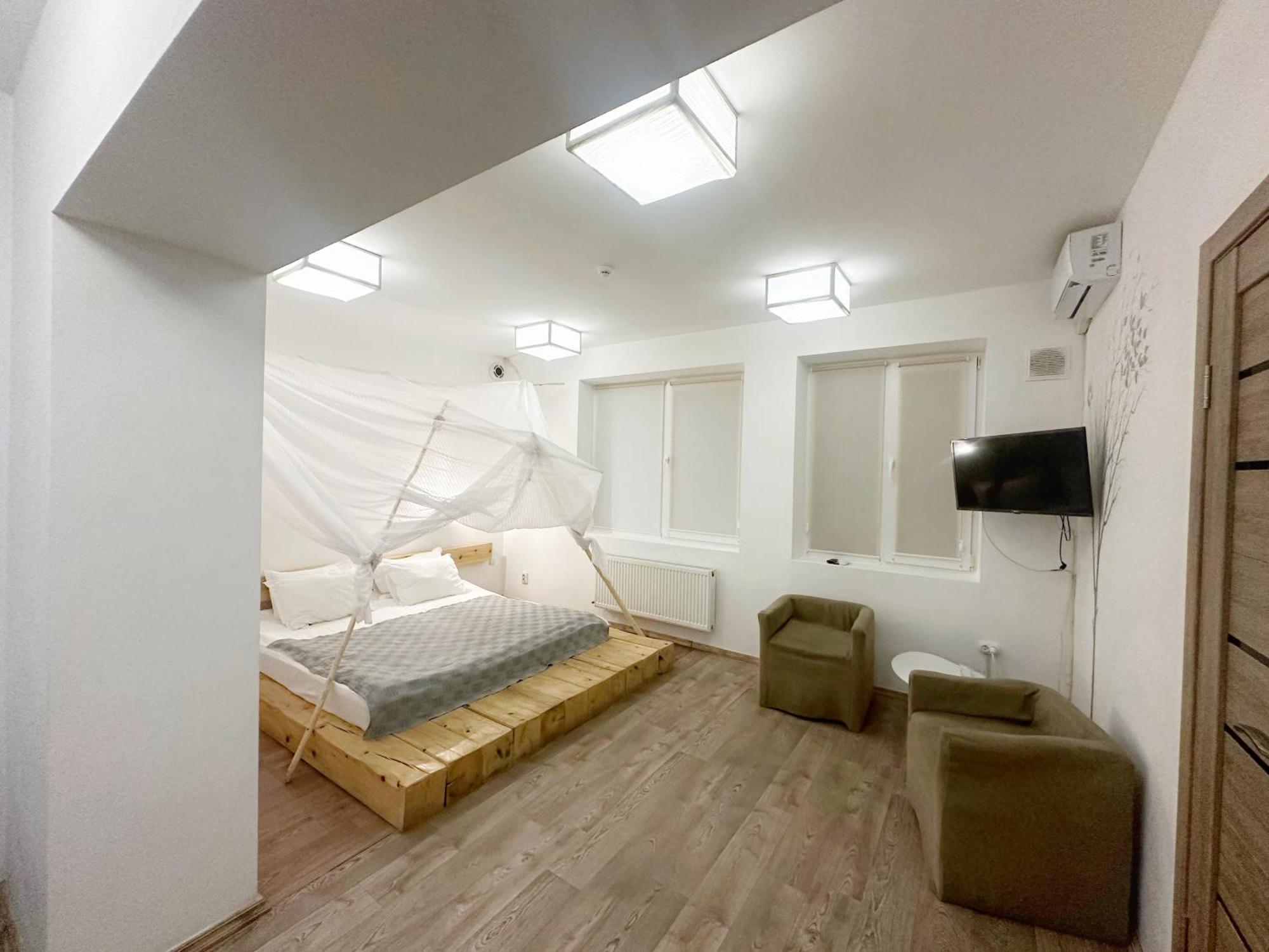 Higina Spa Hotel Truskavets Ngoại thất bức ảnh